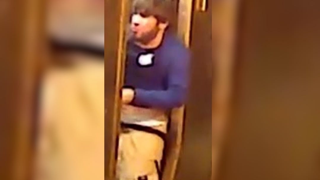 Man repeatedly stabbed in chest aboard Brooklyn subway train, attacker sought