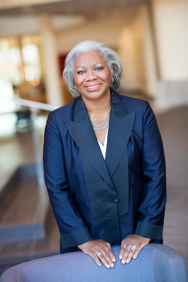 Fayneese Miller