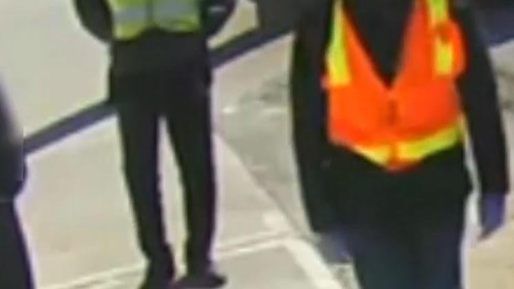 VIDEO: Armed men pose as Con Edison workers strike, duct tape victims in Queens home robbery