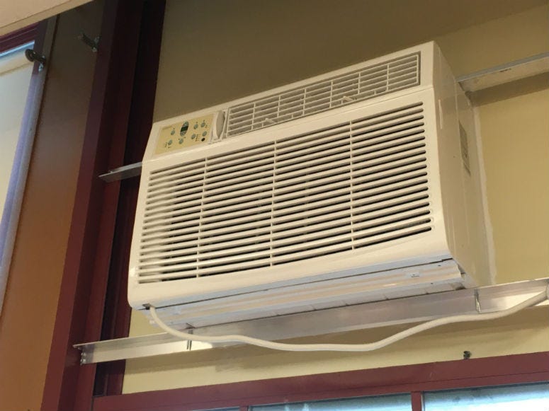Air conditioning units