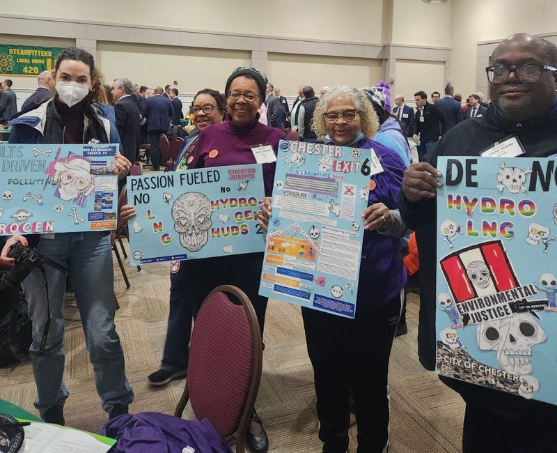 Community members at a March meeting in Philadelphia about the planned MACH2 hydrogen hub.