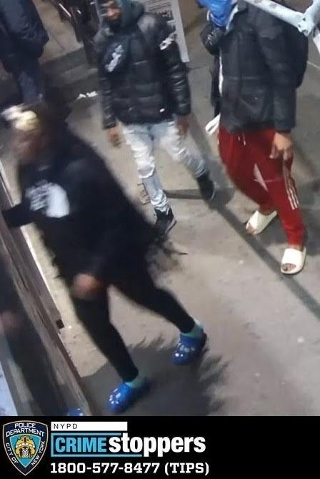 3 sought in knifepoint robbery aboard Upper Manhattan subway train: NYPD