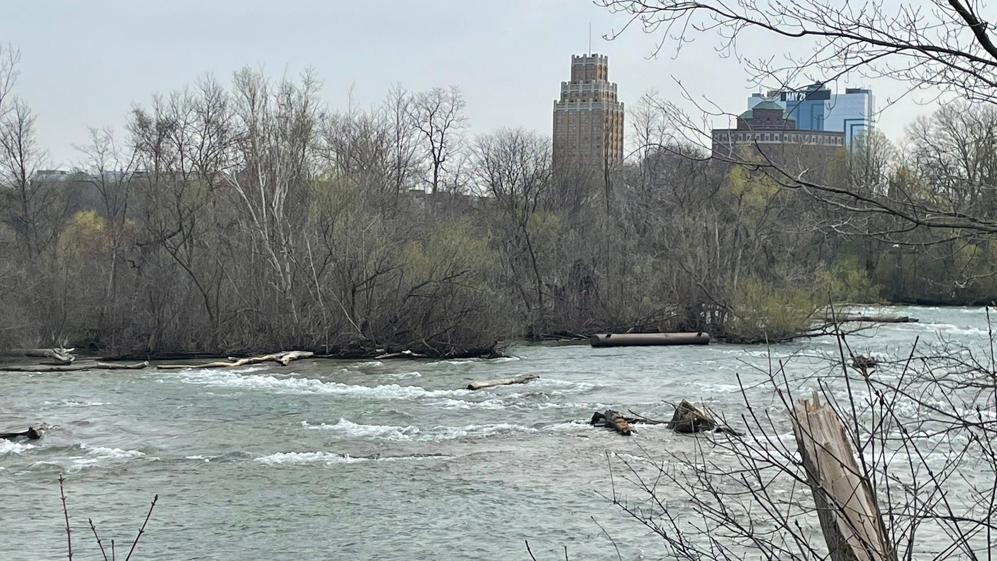State Park crews set to remove steel pontoon above Bridal Veil Falls
