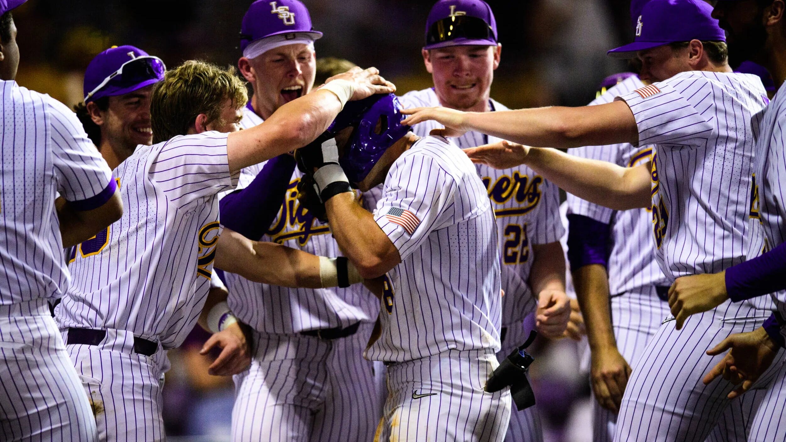 LSU baseball bounces back with pair of blowouts in doubleheader sweep of Arkansas