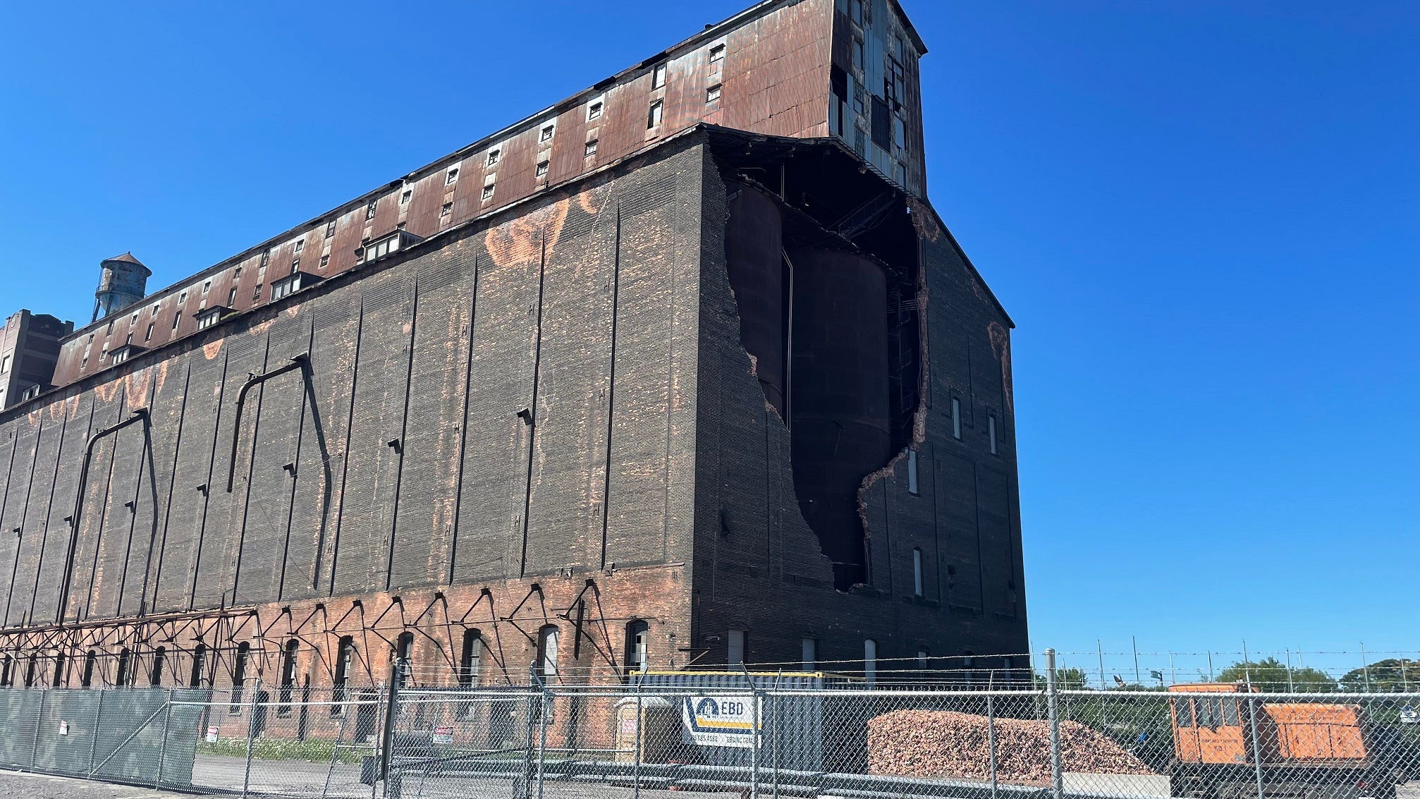 Case to save Great Northern grain elevator 'stuck in a limbo'