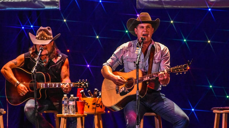 Froggy 101's Guitars & Stars