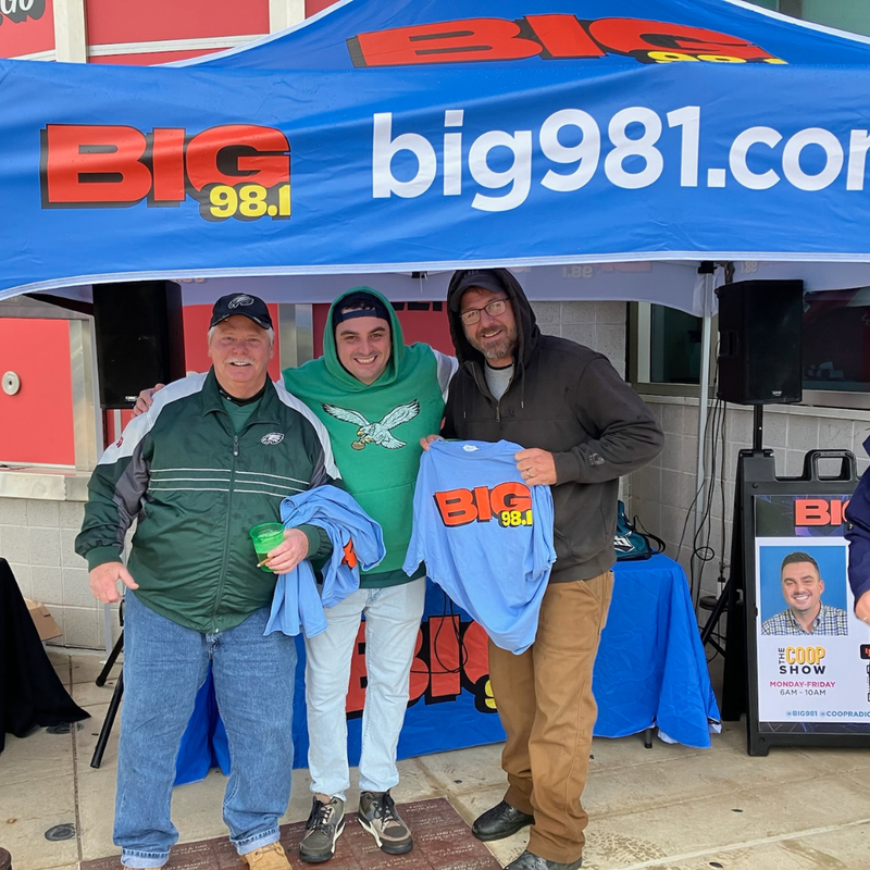 Coop with Philadelphia Eagles fans before the Eagles vs. Jaguars game