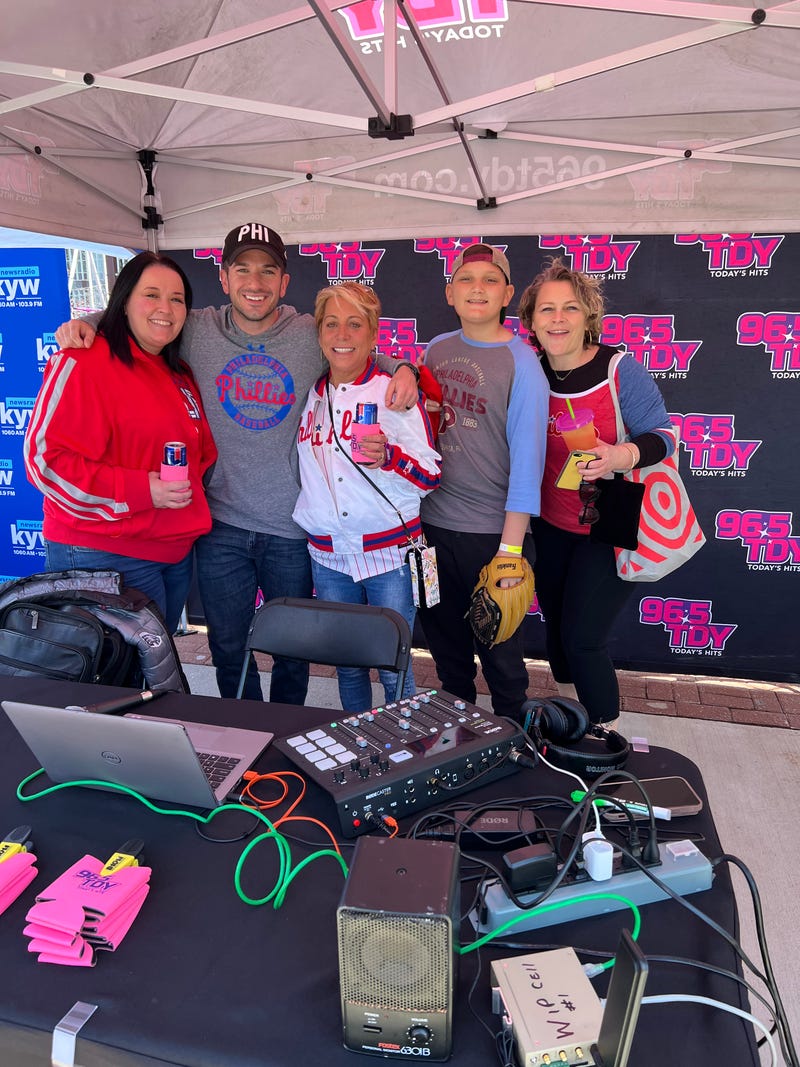 Bennett meeting TDY listeners at Citizens Bank Park