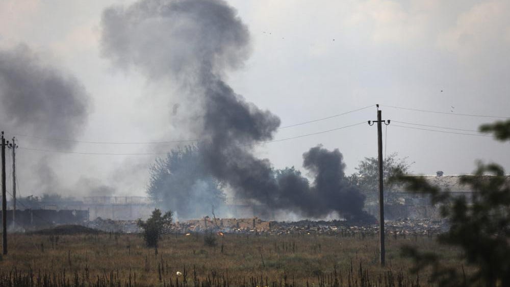 Explosions rock Crimea in suspected Ukrainian attack