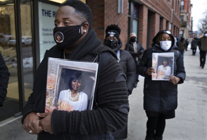 Hundreds pay respects to actor Cicely Tyson at her viewing