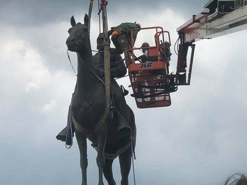 The Stonewall Jackson Statue is removed in July 2020.