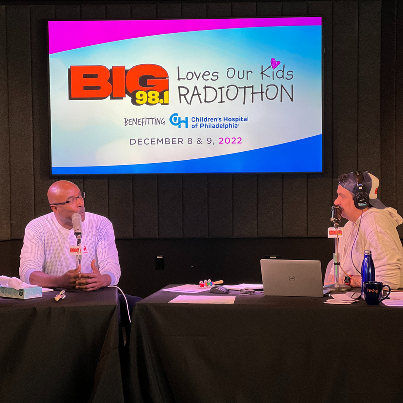 Mike Quick with Coop at 21st Annual BIG 98.1 Loves Our Kids Radiothon
