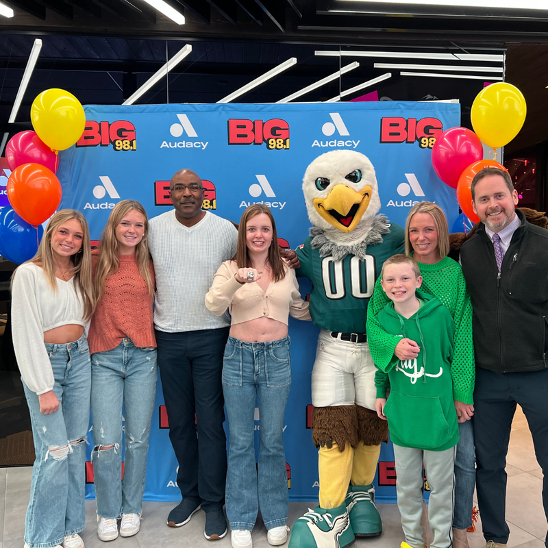 Lily Walker and family with Mike Quick and SWOOP at 21st Annual BIG 98.1 Loves Our Kids Radiothon