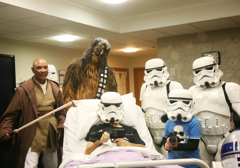 Disney and Bob Iger Screen ‘Star Wars: The Rise Of Skywalker’ For A Dying Fan