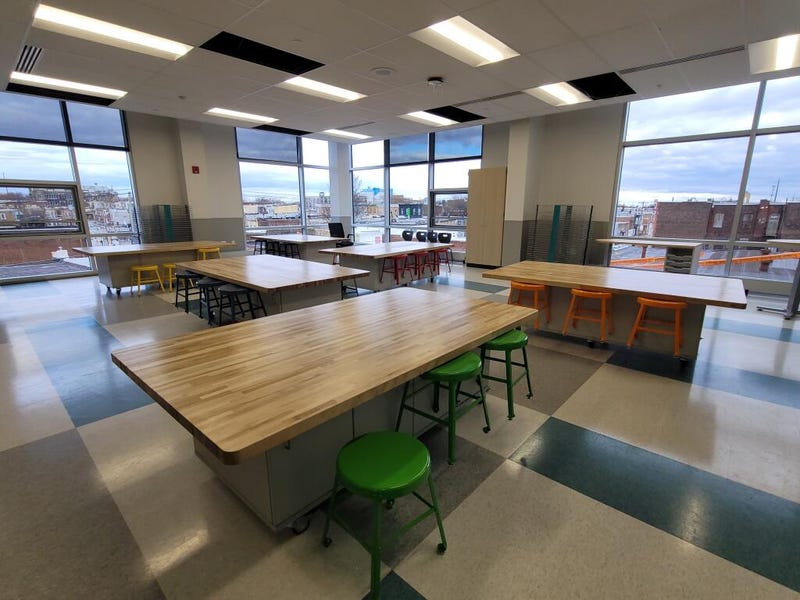 District debuts new T.M. Peirce Elementary School building 4 years after asbestos demolition