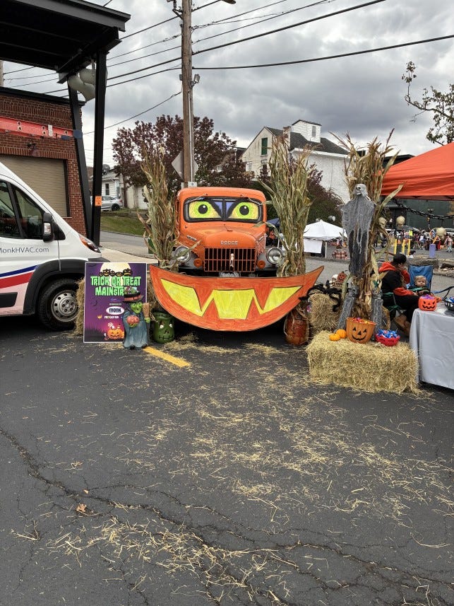 Trick or Treat Main Street