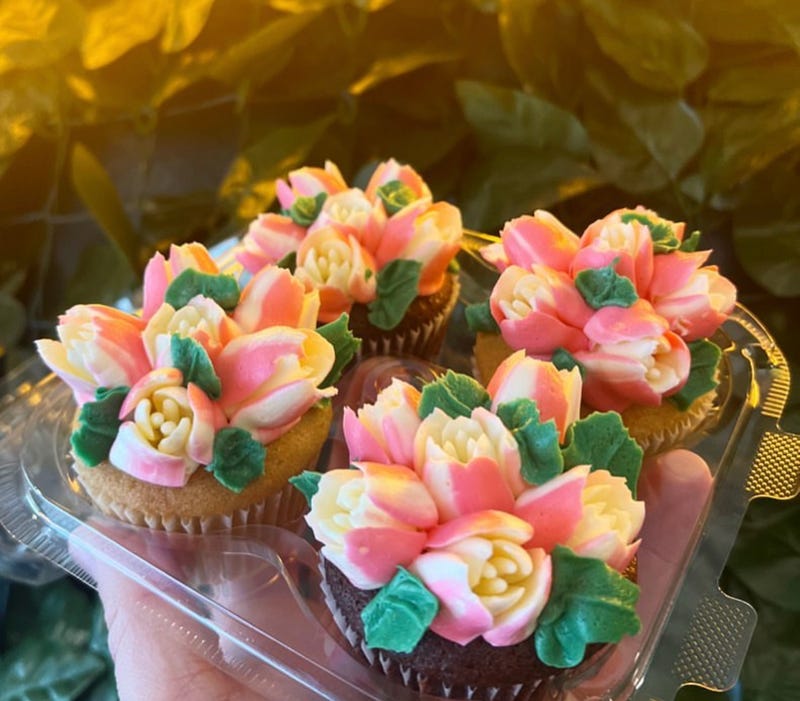 Mother's Day cupcakes