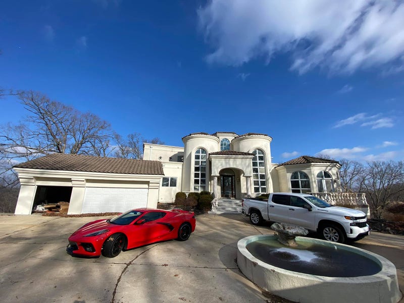 Nelly's home