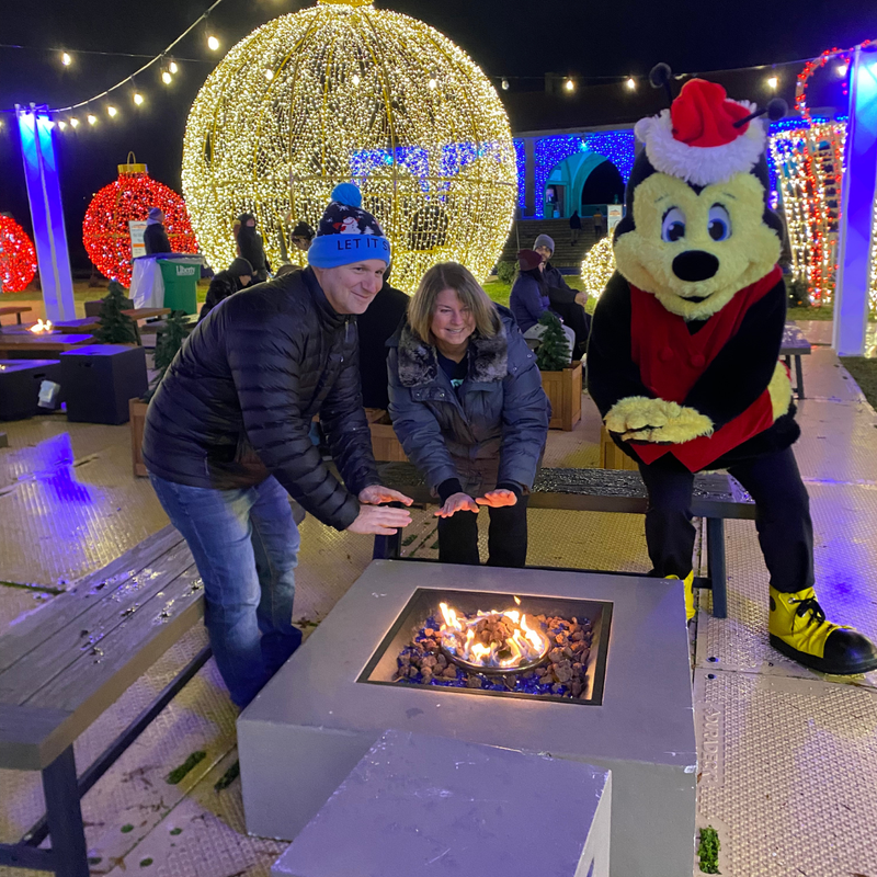 Jenn, Bill and Buzzbee’s Experience at Tinseltown Holiday Spectacular 2023