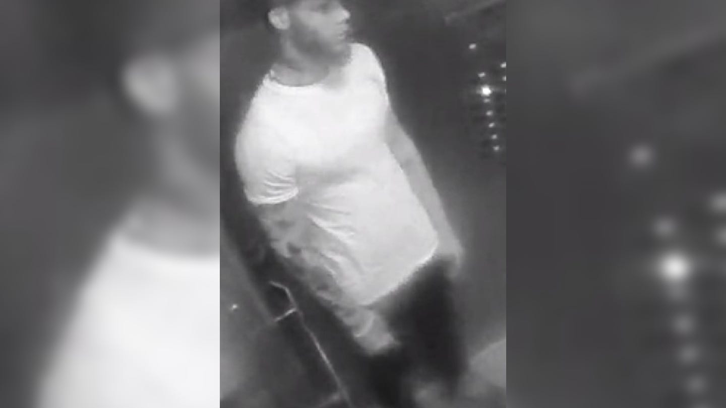 Man punched, slashed, robbed by stranger he found in LES apartment with his girlfriend