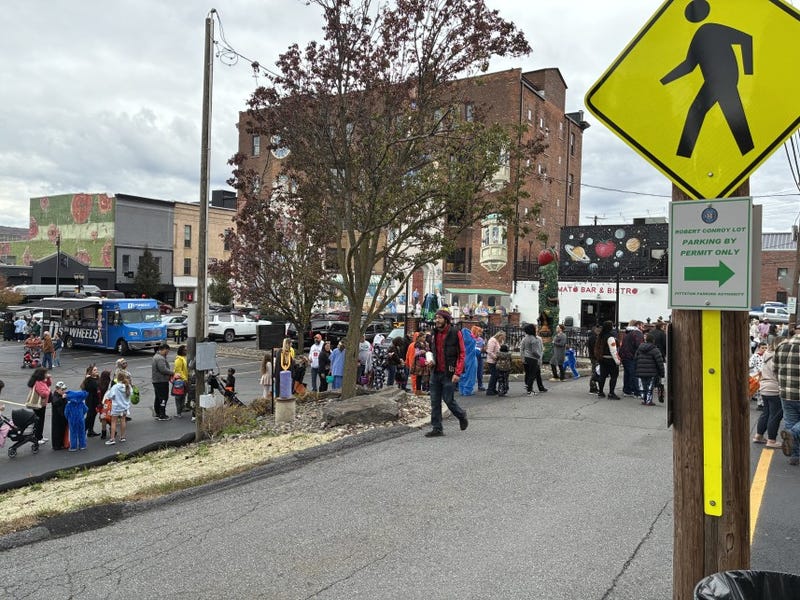 Trick or Treat Main Street