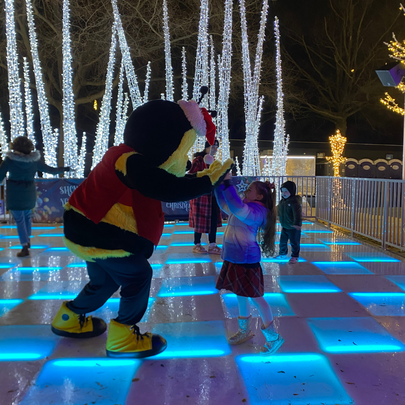 Jenn, Bill and Buzzbee’s Experience at Tinseltown Holiday Spectacular 2023