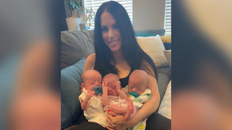 A Texas woman who was born a quadruplet herself has now made history at an El Paso hospital by giving birth to quintuplets.
