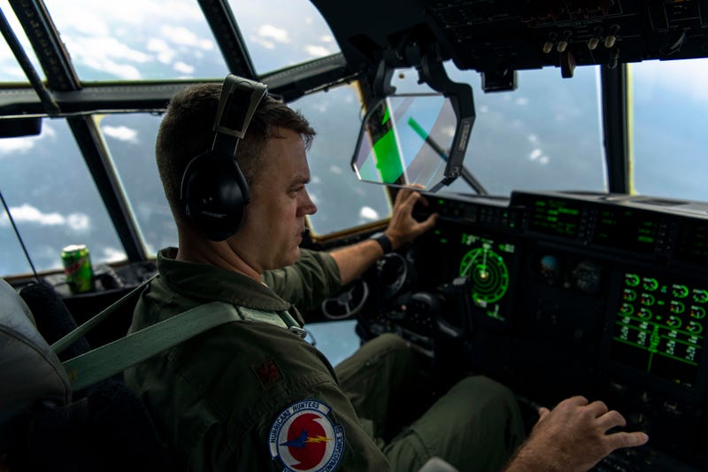 When hurricanes strike, uniformed military services respond