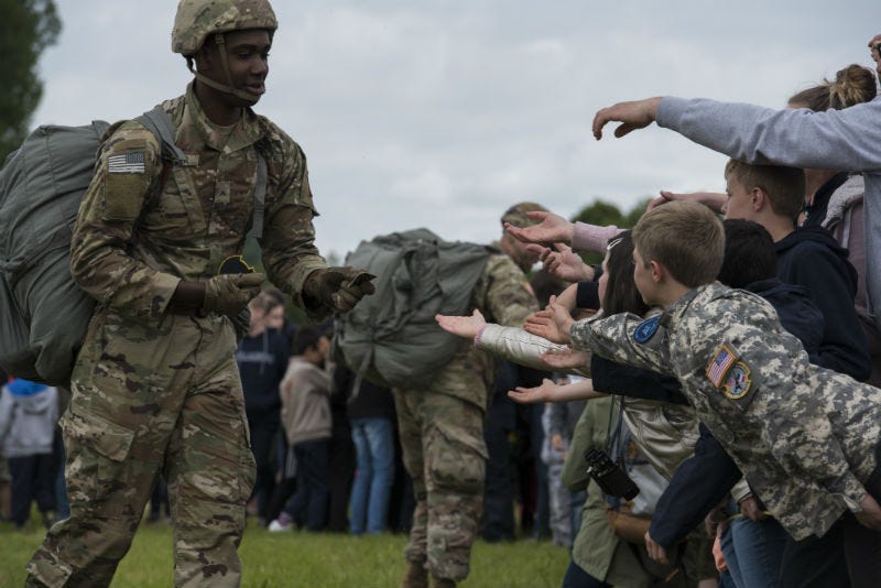 Over 1,000 U.S. paratroopers participate in largest airborne operation since WWII to commemorate 75th anniversary of D-Day.