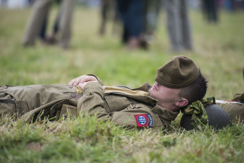 Over 1,000 U.S. paratroopers participate in largest airborne operation since WWII to commemorate 75th anniversary of D-Day.