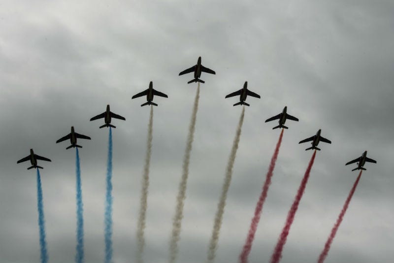 Over 1,000 U.S. paratroopers participate in largest airborne operation since WWII to commemorate 75th anniversary of D-Day.