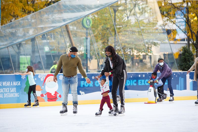 Rothman Orthopaedics Ice Rink returns to Dilworth Park