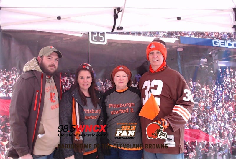 Photo booth dawg pound drive 11-24