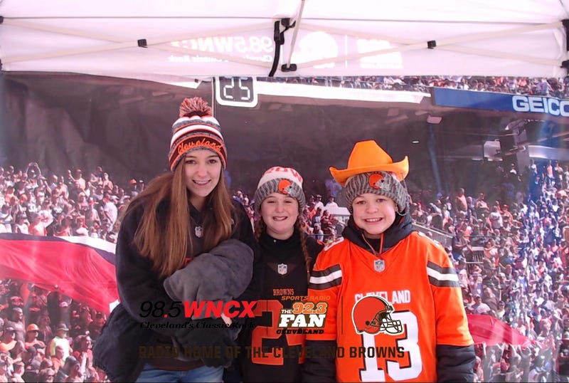 Photo booth dawg pound drive 11-24