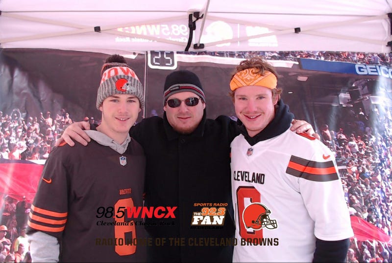 Photo booth dawg pound drive 11-24