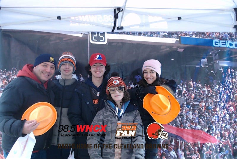 Photo booth dawg pound drive 11-24