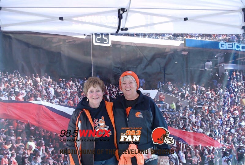 Photo booth dawg pound drive 11-24