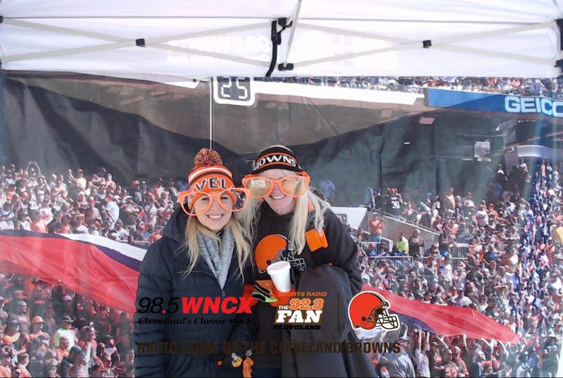 Photo booth dawg pound drive 11-24