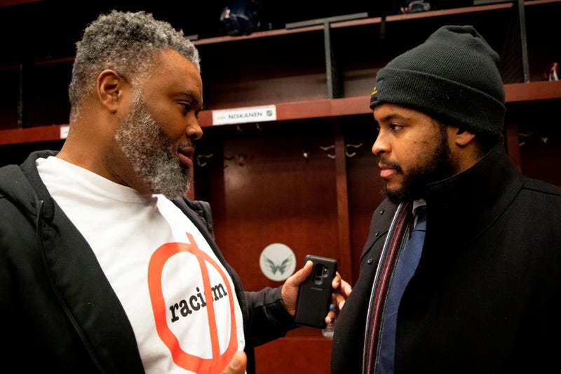Divyne Apollon II's father meets Devante Smith-Pelly