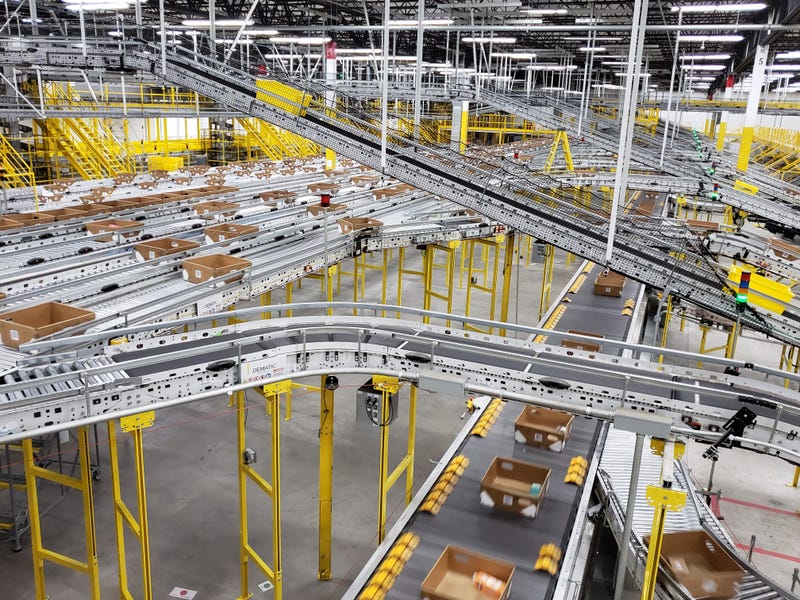 Amazon, Fulfillment center, Romulus