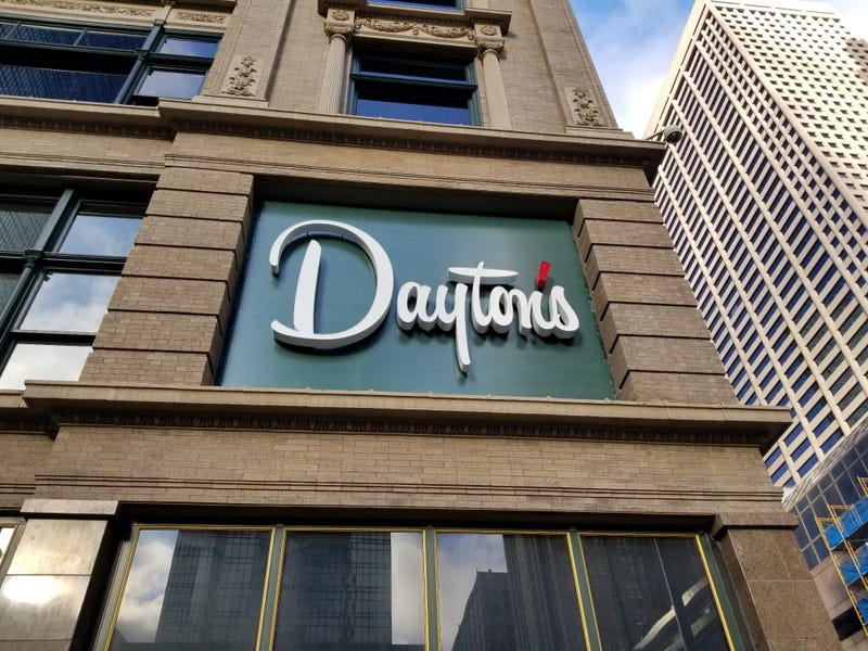 Dayton's sign on Nicollette 