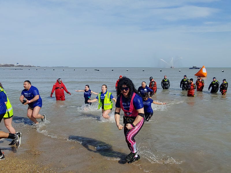 Thousands Plunge Into Lake Michigan For Special Olympics Fundraiser