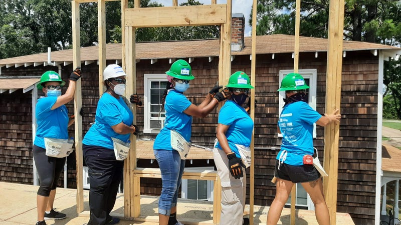 Women Build Week