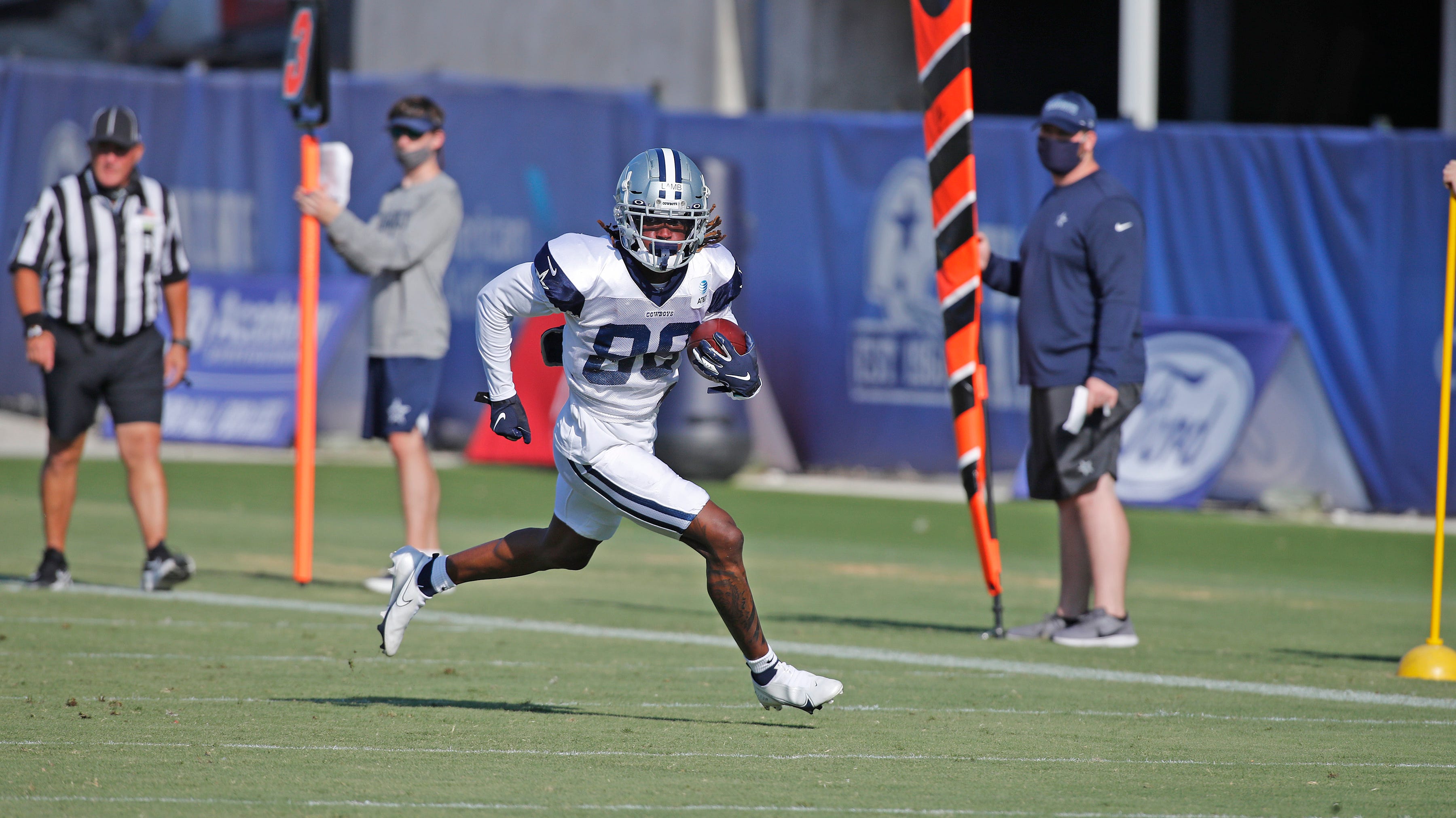 Stephen Jones on Lamb Returning Punts: 'It's a Great Opportunity for Him to Touch the Ball'