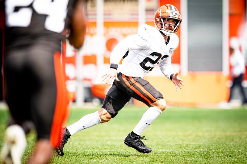 Cleveland Browns safety Andrew Sendejo