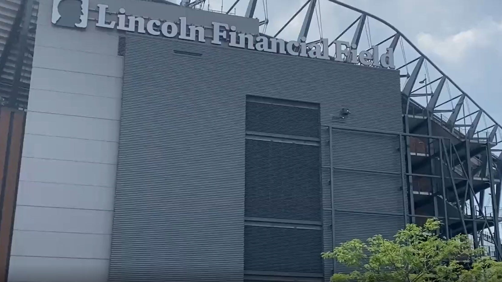 Carson Wentz artwork removed from Lincoln Financial Field