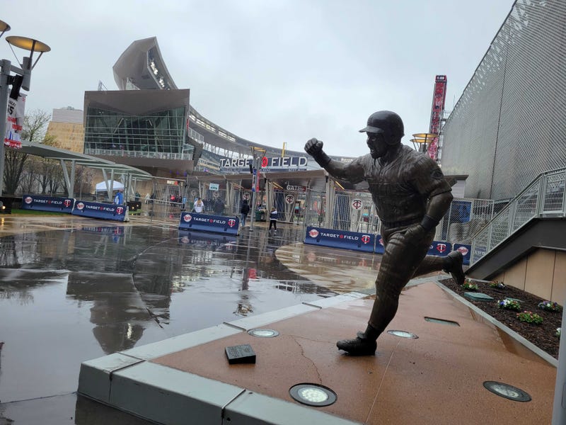 Kirby Statue