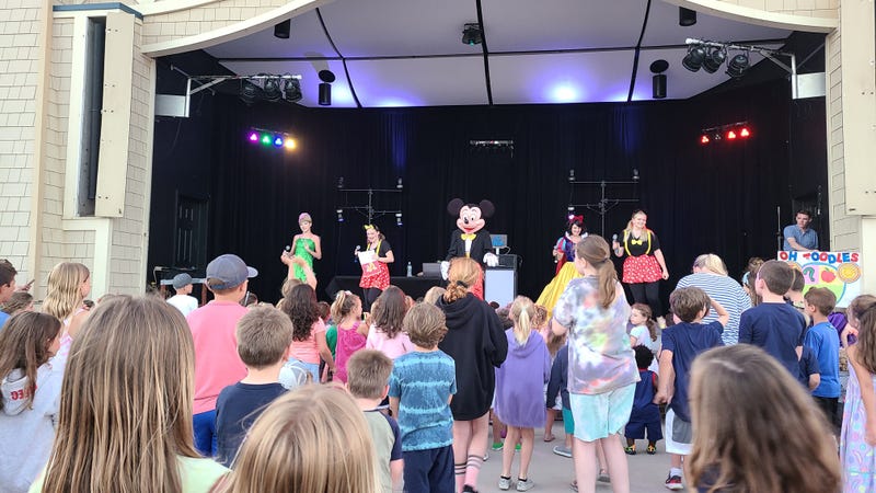 Previous Americana Family Fun Nigh with Mickey & Minnie