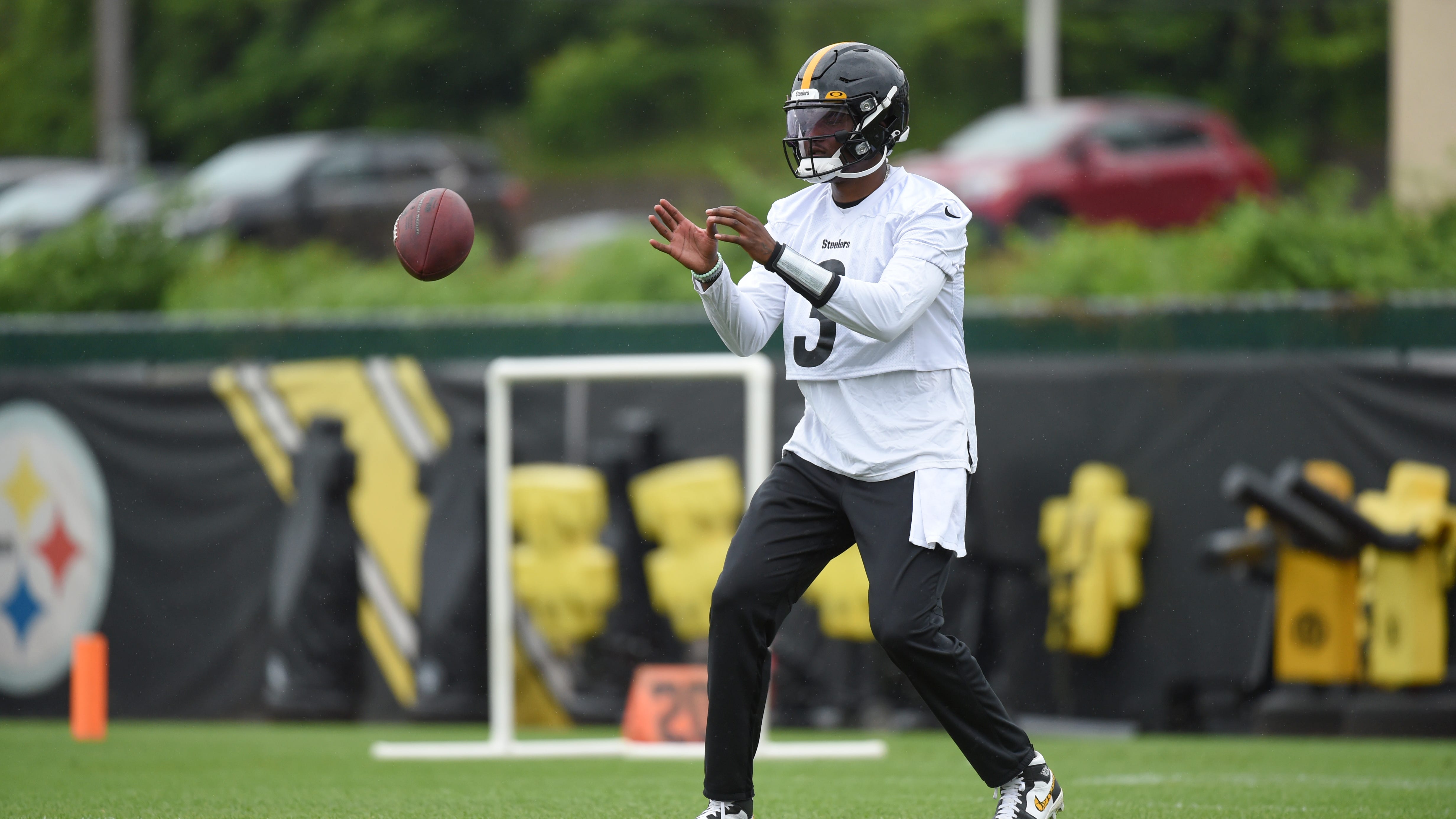 Haskins and wife refute details of domestic incident