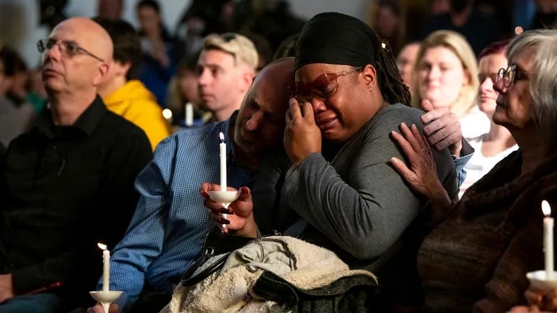 Police: 5 dead, 18 hurt in Colorado gay nightclub shooting